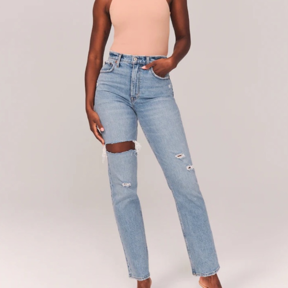 A&F curve love ultra high rise 90s straight jean - blue distressed